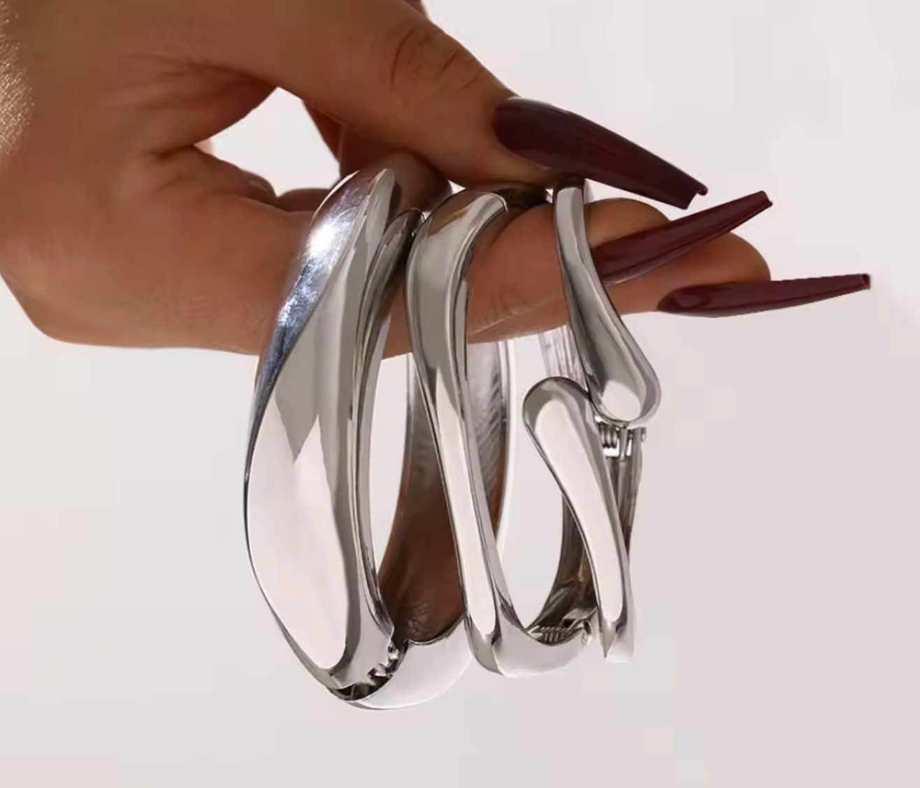 3-Piece Chunky Water Drop Cuff Bracelet Set