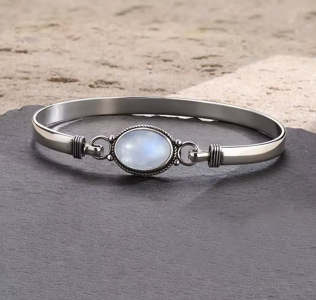 Vintage 925 Sterling Silver Oval Moonstone Bangle