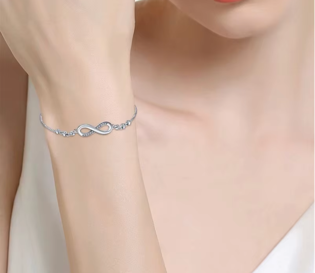 Fine 925 Sterling Silver Crystal Knot Bracelet for Women