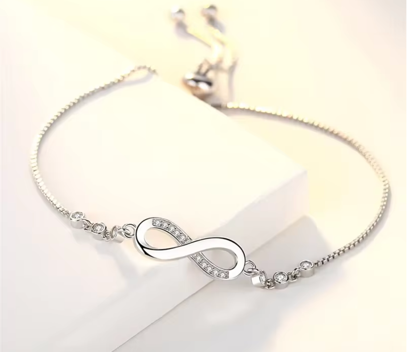 Fine 925 Sterling Silver Crystal Knot Bracelet for Women